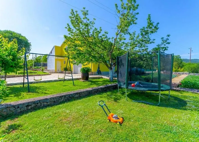 Holiday home Mendula *